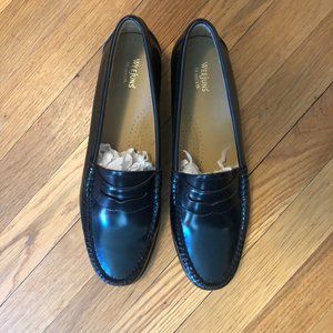Weejuns Black Loafers
